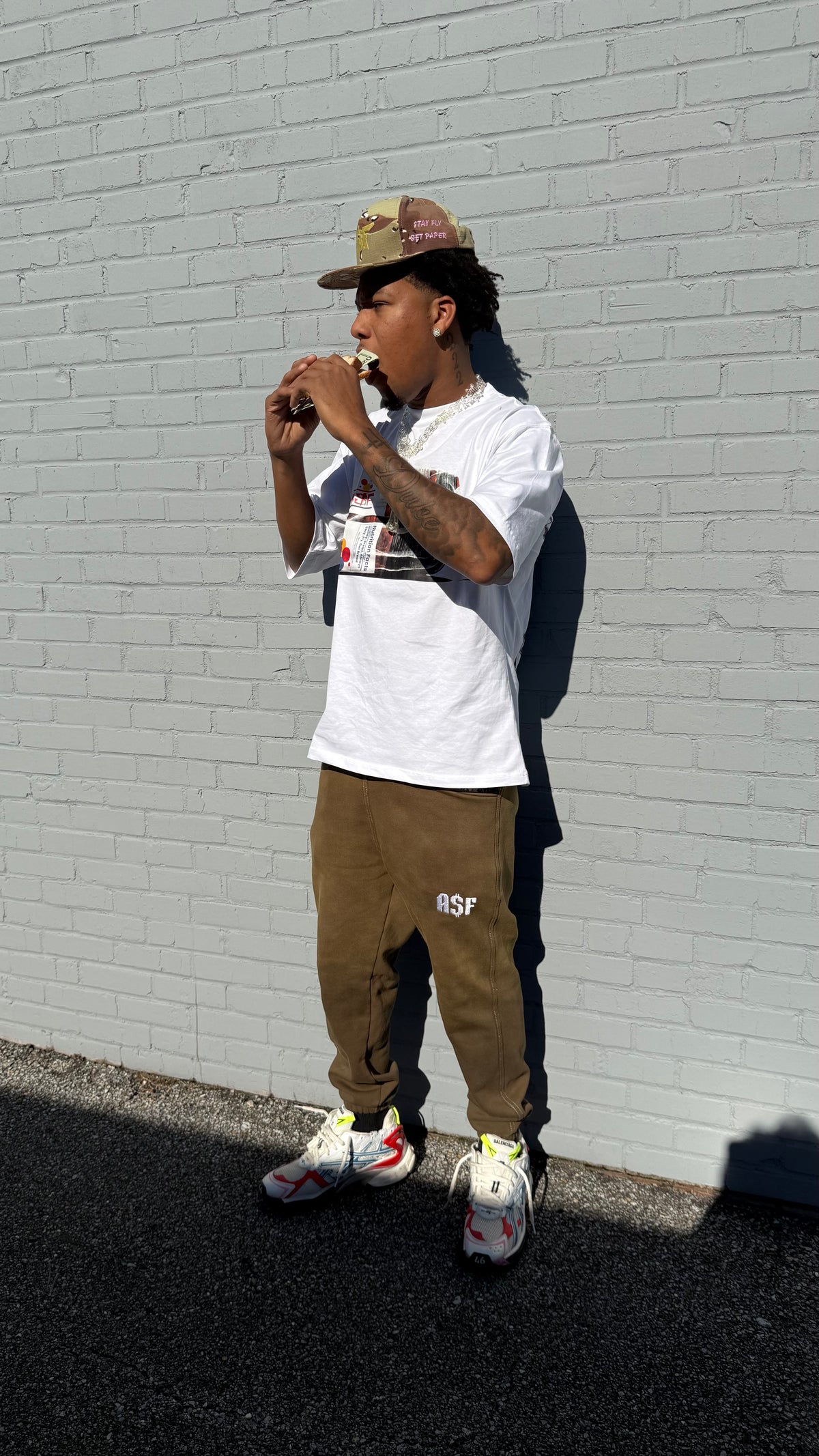 WHITE MONEY BREAD TEES